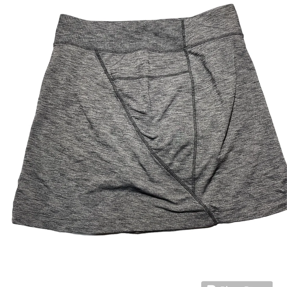 Athleta Excursion Skort Size M - Picture 3 of 8